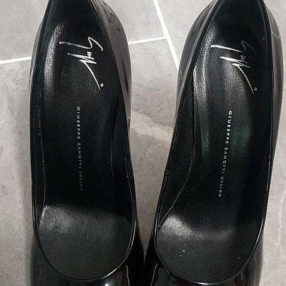 Giuseppe Zanotti Patent Leather Heels Vernice Nero - Picture 5 of 7